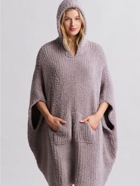 Barefoot Dreams CozyChic® Short Sleeve V-Neck Oversized Hooded Lounger